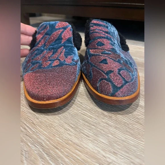 Free People Butterfly Effect Slip Mules/Slippers Wood Bottom Fur Lining Size 38 - Picture 11 of 15
